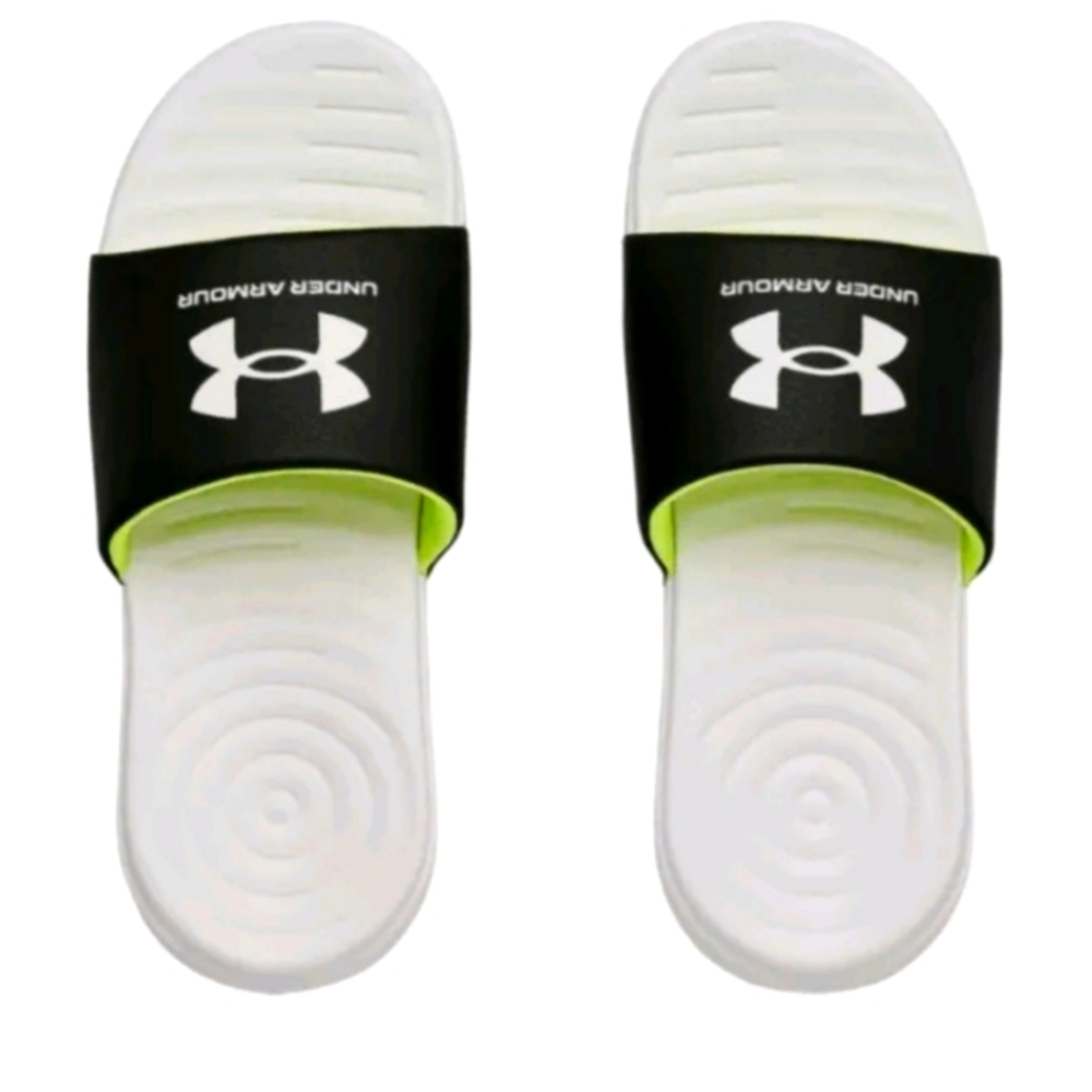 *NWT* Underarmour kid's Slides Size 3